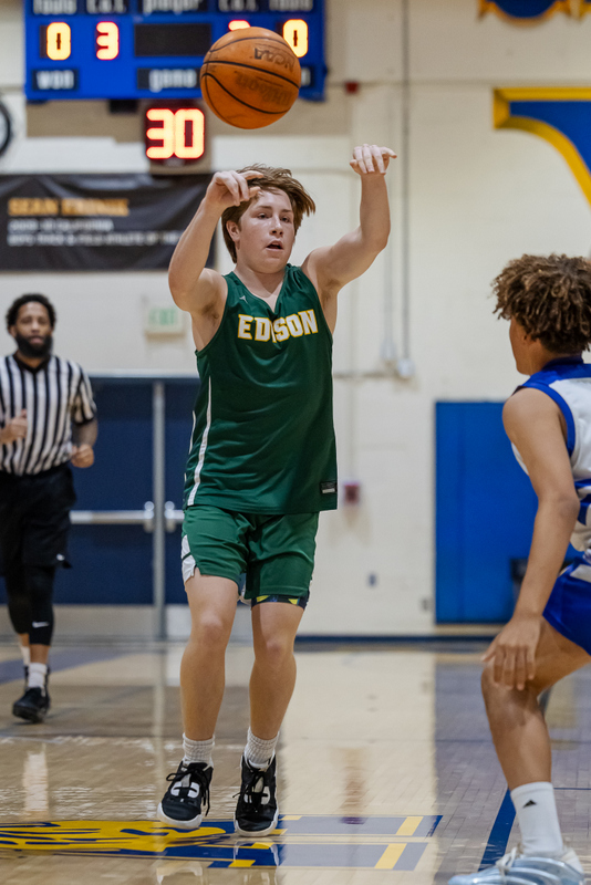 20251018-Edison JV Basketball-31296 - edited
