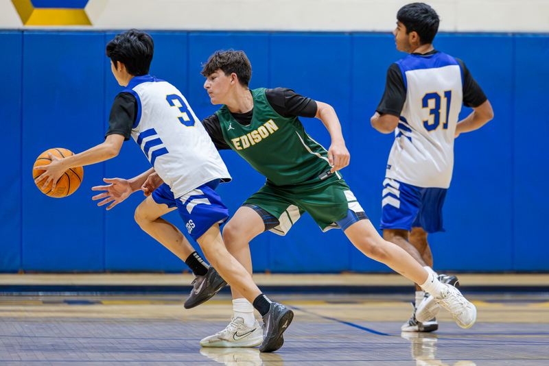 20251018-Edison JV Basketball-31410 - edited