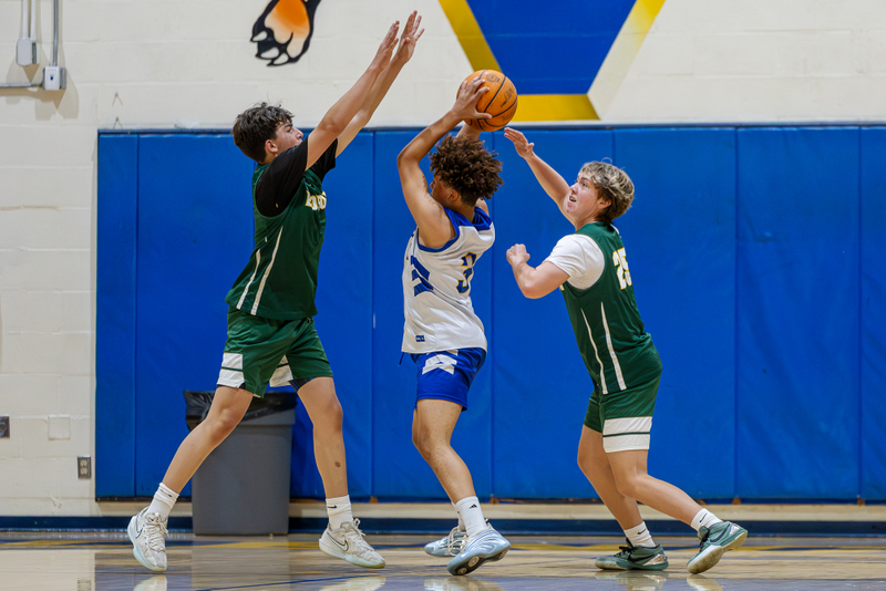 20251018-Edison JV Basketball-31670 - edited