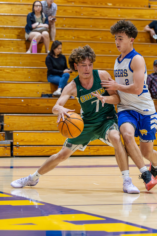 20251018-Edison JV Basketball-31745 - edited