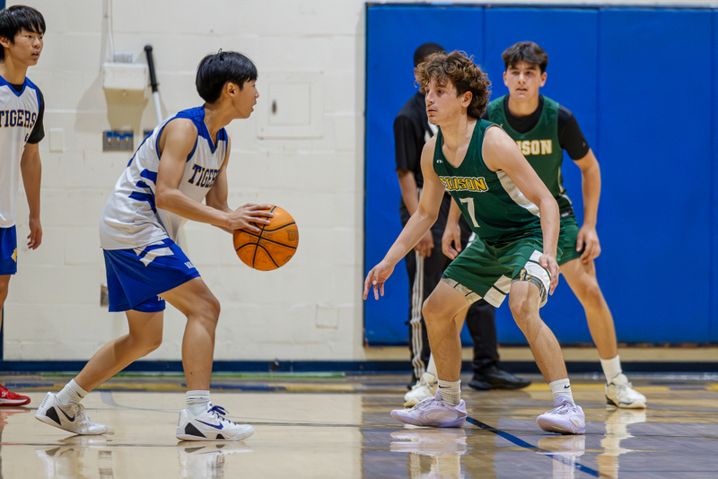 20251018-Edison JV Basketball-32342 - edited